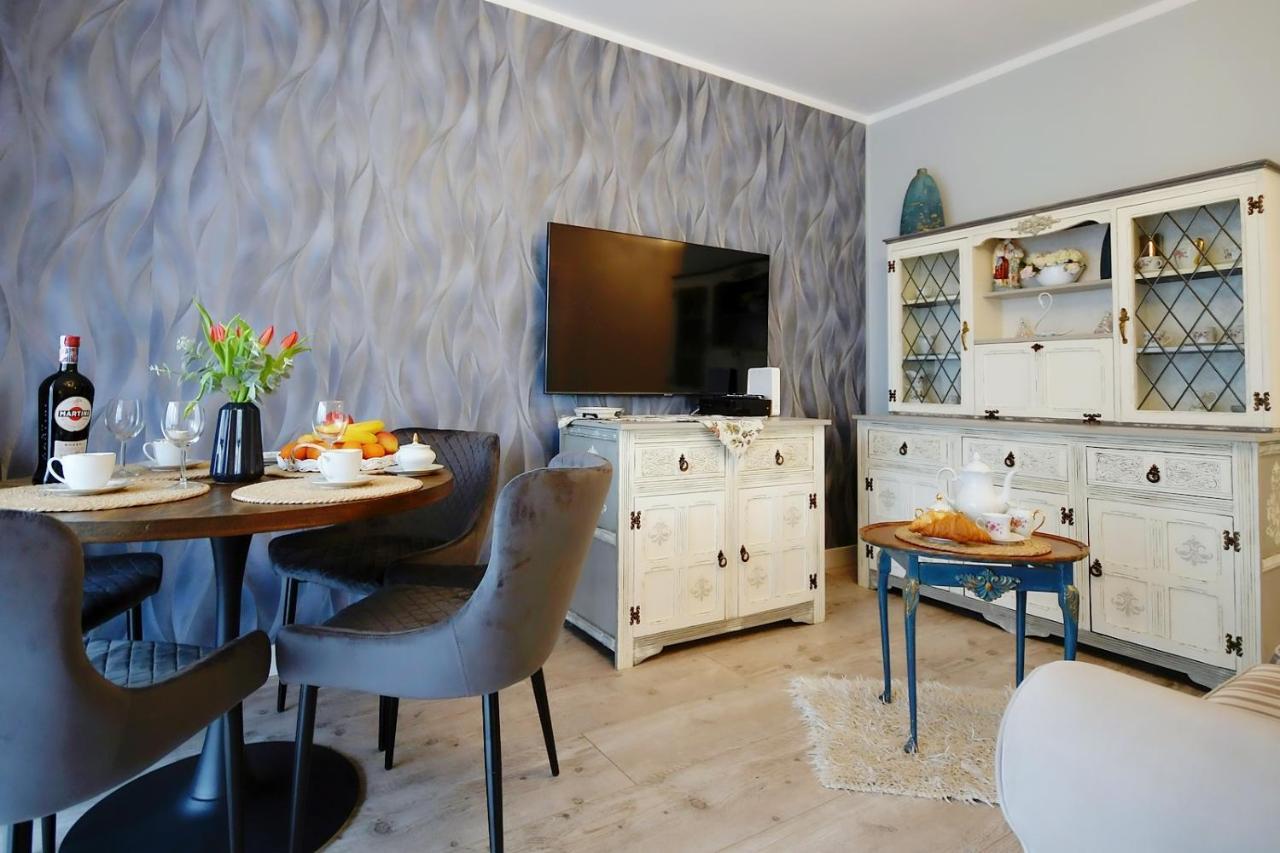 Miodowy Dom Exspanse Apartament 2 Lub 3 Pokoje Z Tarasem I Parkingiem Kolobrzeg Dış mekan fotoğraf