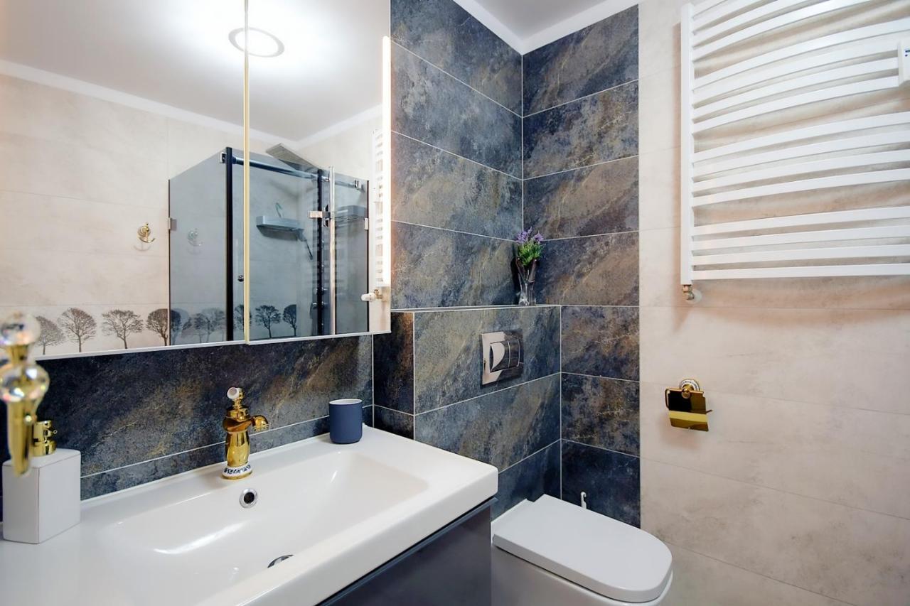 Miodowy Dom Exspanse Apartament 2 Lub 3 Pokoje Z Tarasem I Parkingiem Kolobrzeg Dış mekan fotoğraf