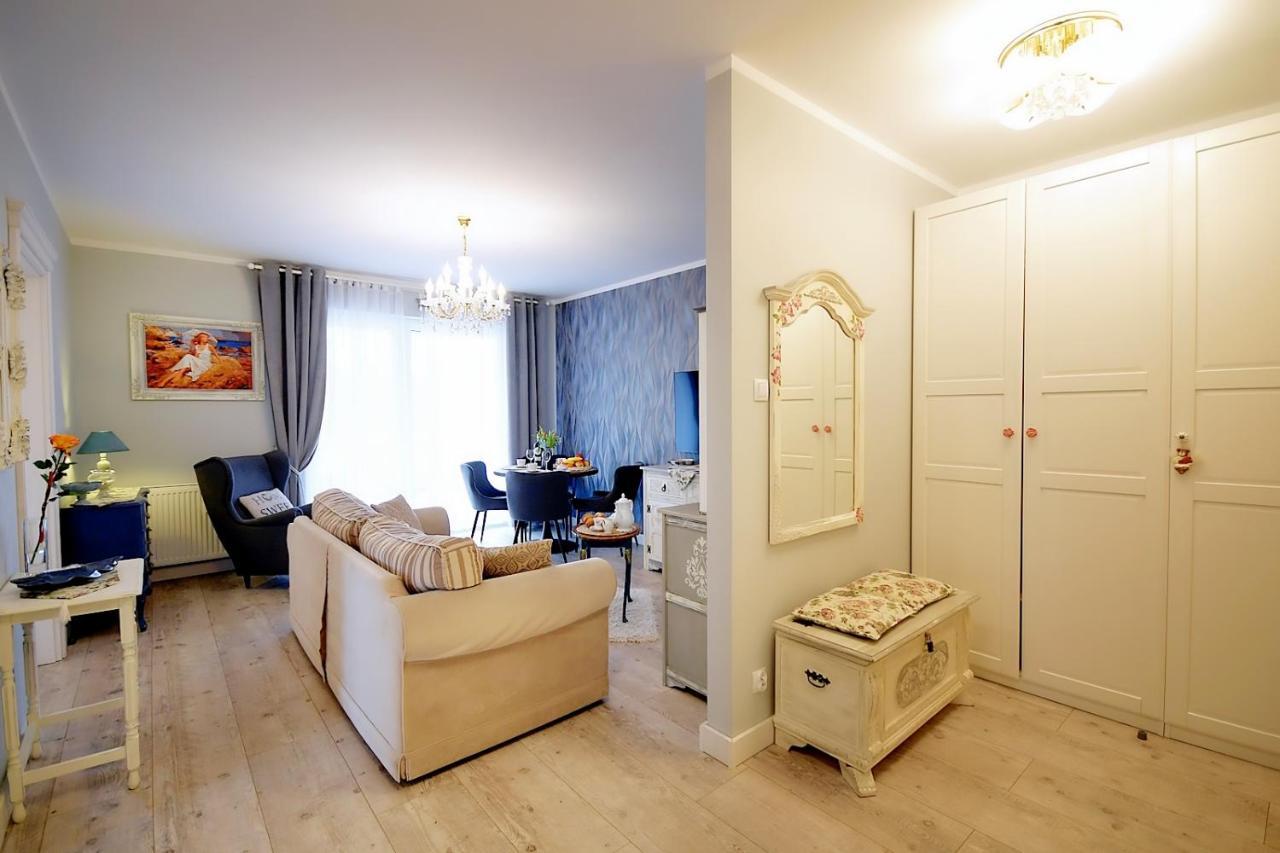 Miodowy Dom Exspanse Apartament 2 Lub 3 Pokoje Z Tarasem I Parkingiem Kolobrzeg Dış mekan fotoğraf