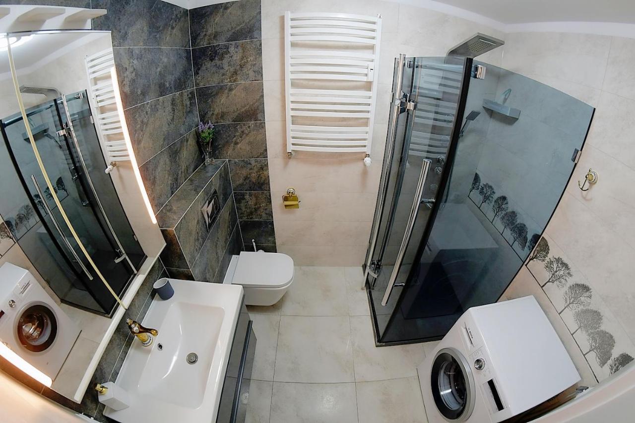 Miodowy Dom Exspanse Apartament 2 Lub 3 Pokoje Z Tarasem I Parkingiem Kolobrzeg Dış mekan fotoğraf