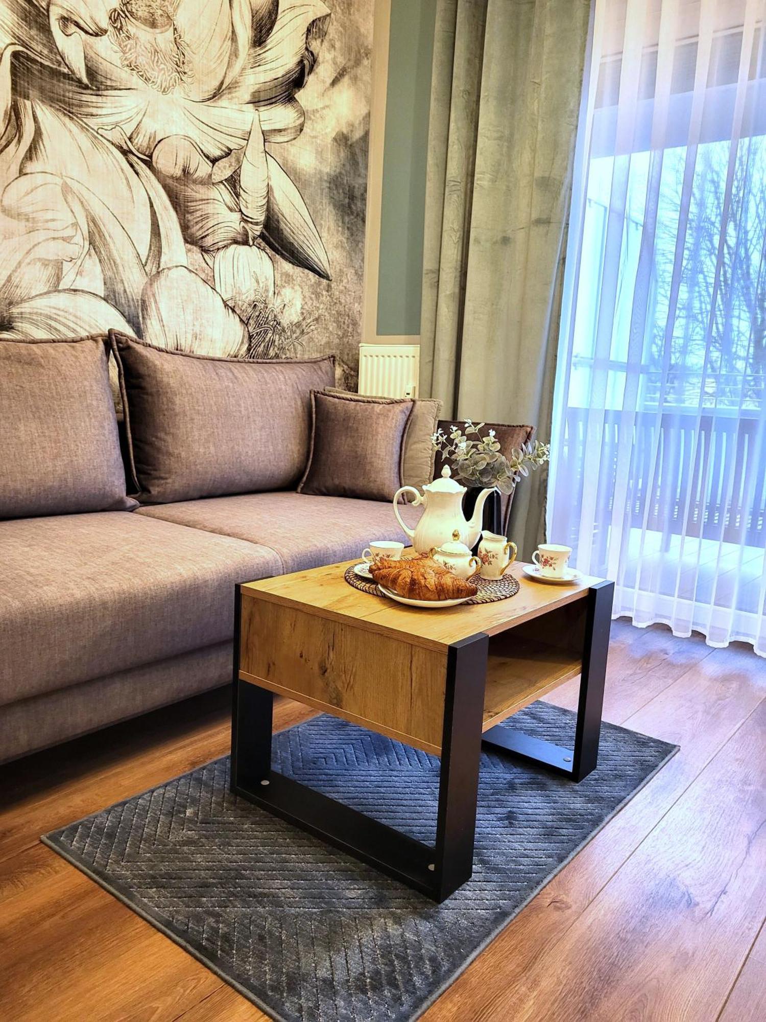Miodowy Dom Exspanse Apartament 2 Lub 3 Pokoje Z Tarasem I Parkingiem Kolobrzeg Dış mekan fotoğraf