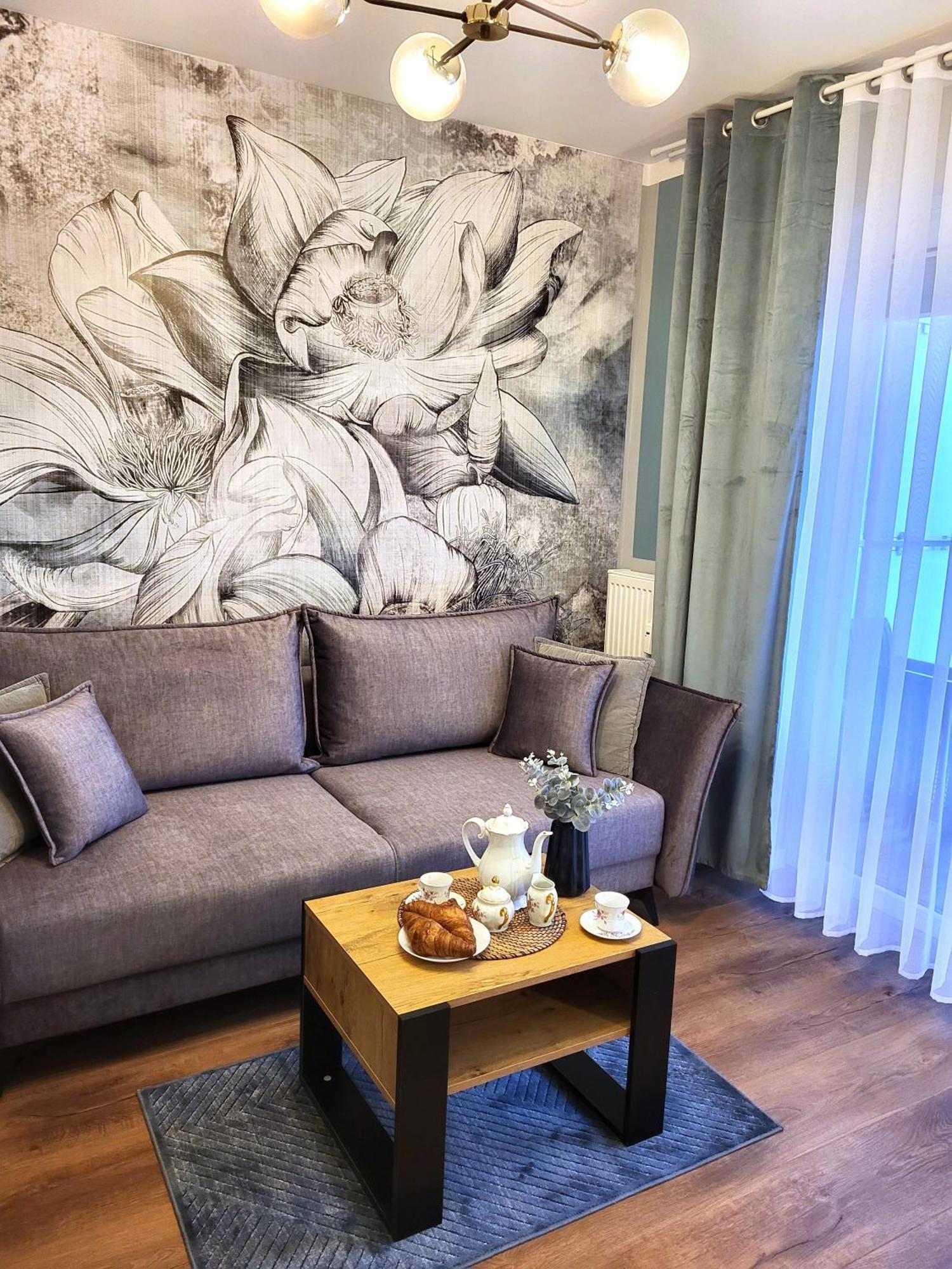 Miodowy Dom Exspanse Apartament 2 Lub 3 Pokoje Z Tarasem I Parkingiem Kolobrzeg Dış mekan fotoğraf